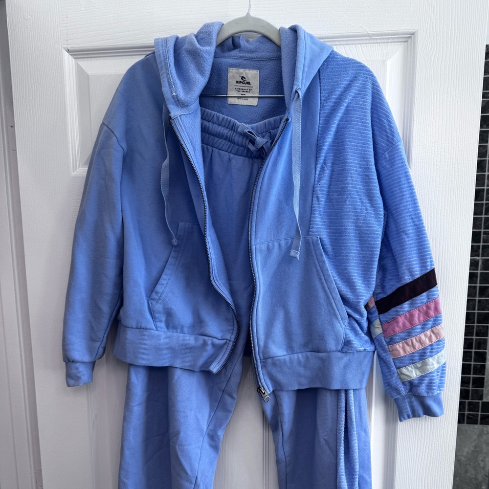 Rip Curl lavender/ blue Zip-Up sweat set